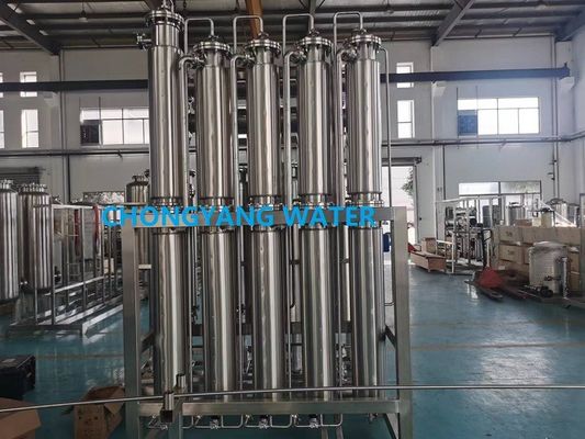 Unità di distillazione dell'acqua per distillazione a più colonne ISO GMP per iniezione di acqua
