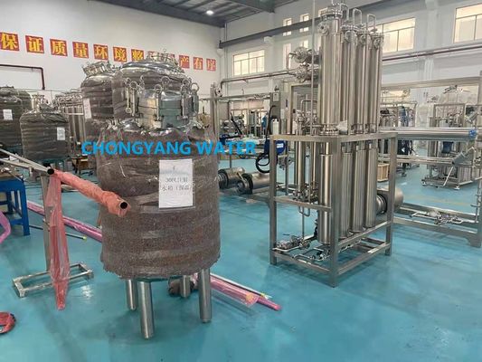 Impianto farmaceutico di distillazione a più colonne Macchina ad acqua distillata Sistema WFI